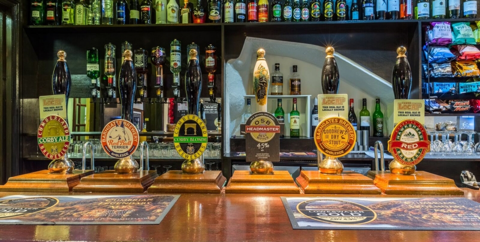 A good selection of local Real Ales.  Approved by the beer buffs of CAMRA